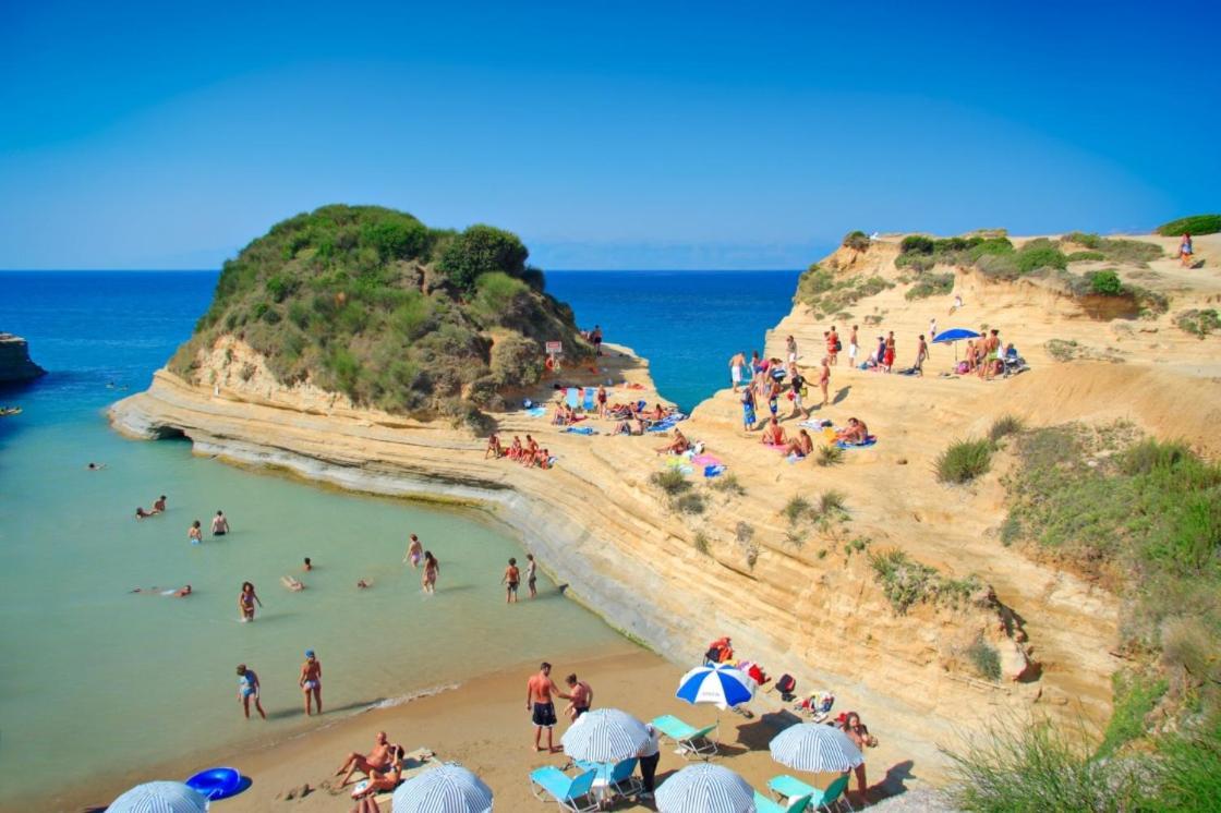 Summer Desire Kavos Ngoại thất bức ảnh