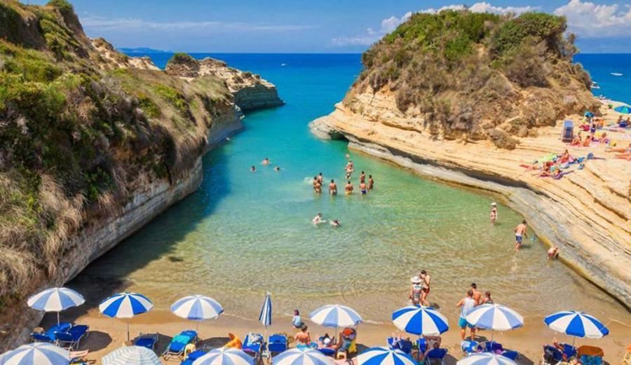 Summer Desire Kavos Ngoại thất bức ảnh